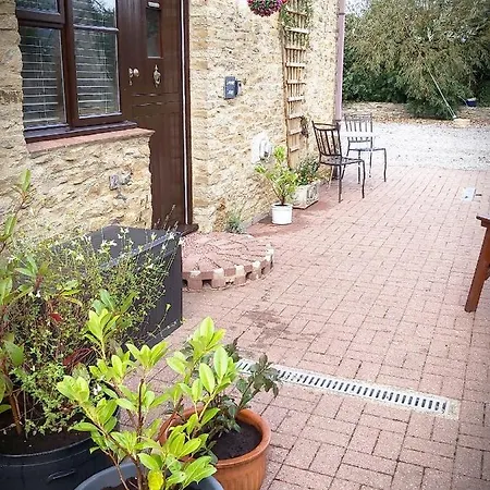 Relaxing Retreat On The Edge Of The Cotswolds Villa Kingswood  Exterior photo