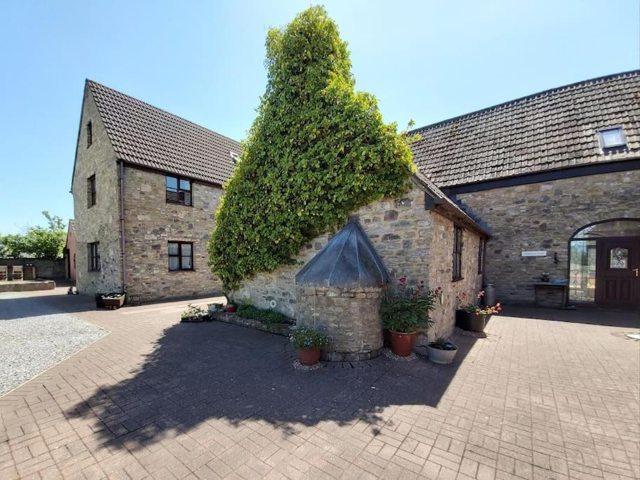 Relaxing Retreat On The Edge Of The Cotswolds